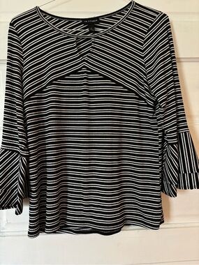 I.N. Studio Black and White Striped Long Sleeve Top